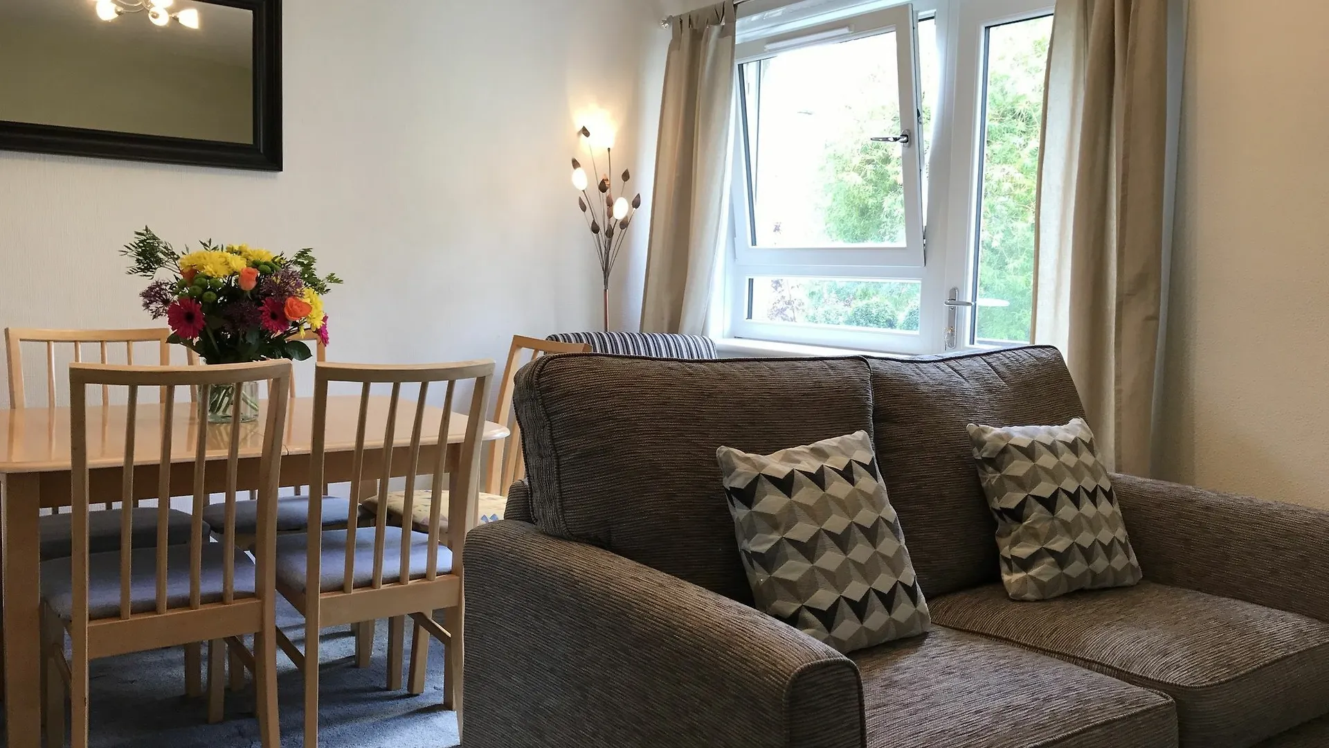 אדינבורו Chessels Court Apartment